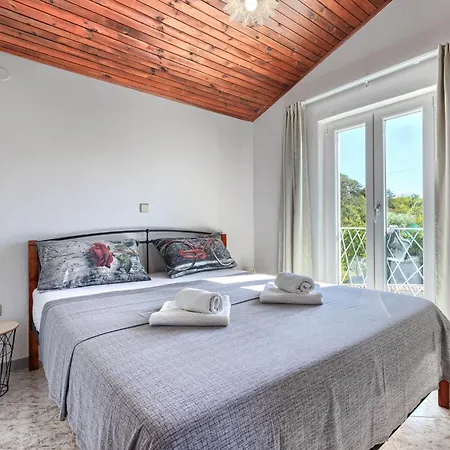 Accordia By Interhome